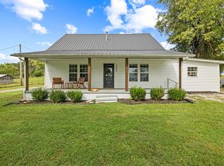 4493 Honest Akers Rd, Baxter, TN 38544