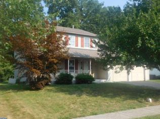 4129 Hunters Run Blvd, Reading, PA 19606