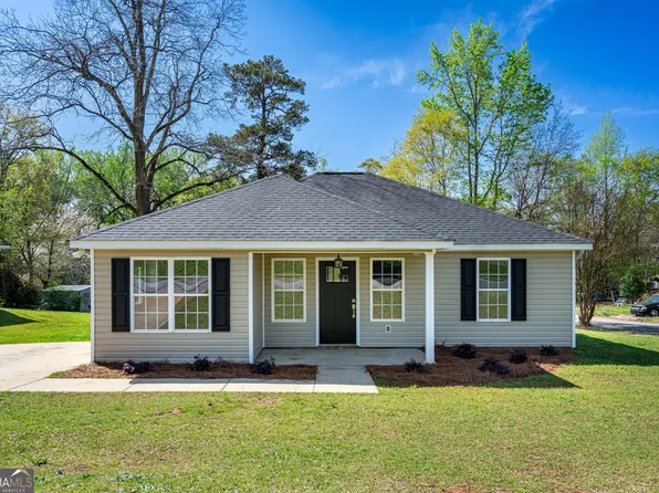 1206 Pool Mill St, Lagrange, GA 30241