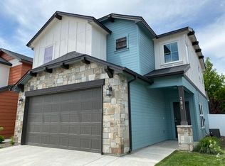 391 S Academy Ln, Eagle, ID 83616