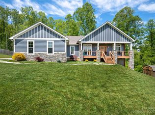 55 Blue Ridge Acres Rd, Asheville, NC 28806
