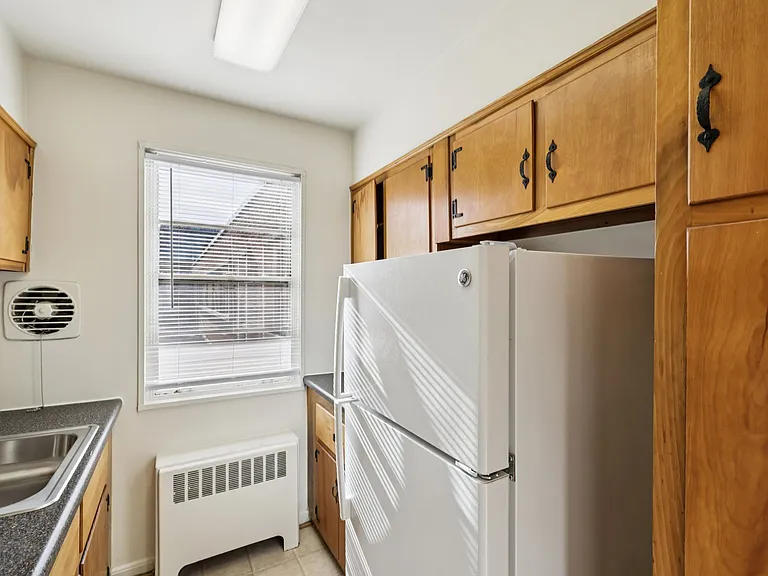 Battery Lane Apartments — Photo 51