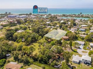 260 Shore Rd, Nokomis, FL 34275
