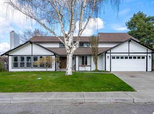 144 Sherman St, Richland, WA 99354