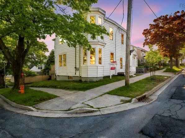 3342 Robie St, Halifax, NS B3K 4S2