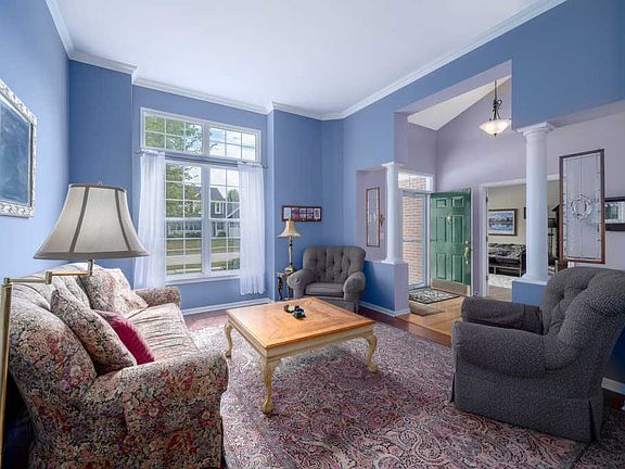 5th image of 1219 Cortland Ln