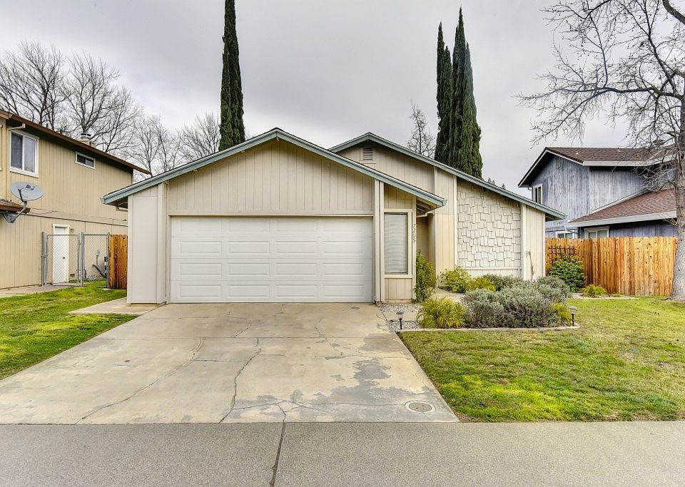 1st image of 7205 Valeriana Ave