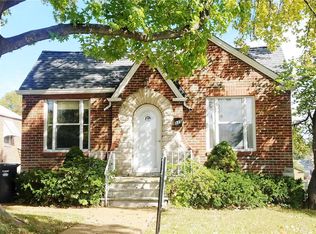 335 Geneva Dr, Saint Louis, MO