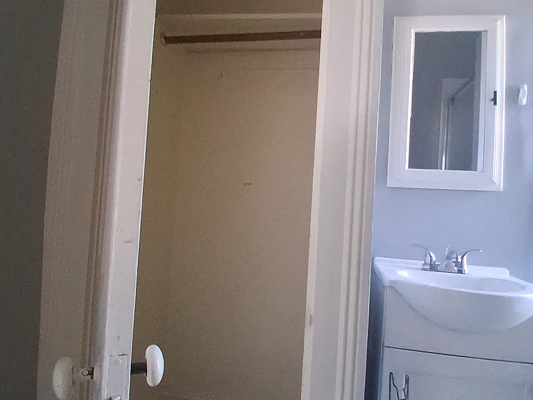 1501 Hepburn Ave #4 — Photo 8
