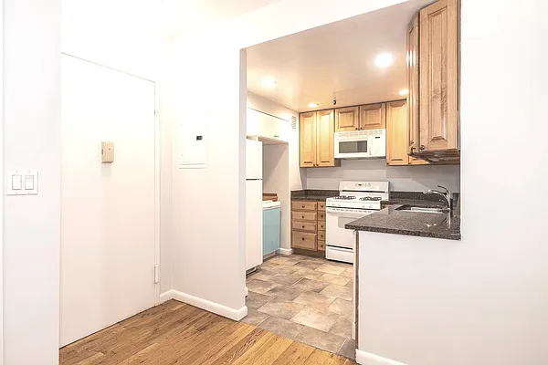 Rented by Corcoran | media 24