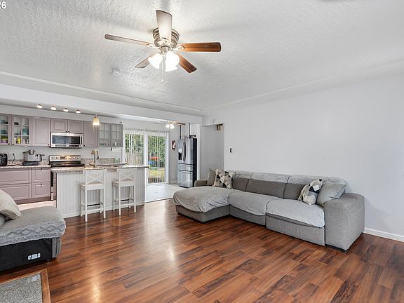 5th image of 9505 SE 79th Ave