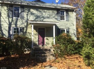 38 Fairview Ave, Long Valley, NJ 07853