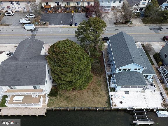 2nd image of 317 136th St