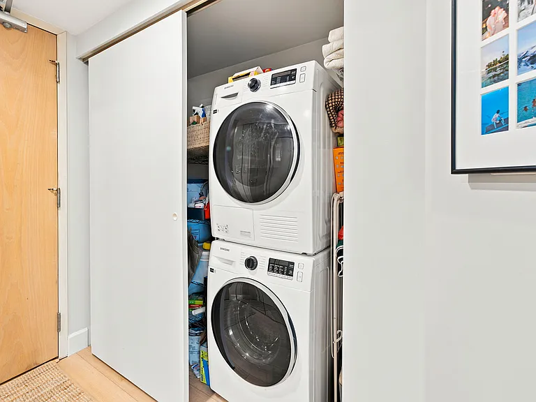 1500 Howe St #1502 — Photo 12