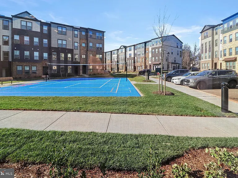 20966 Bluebird Sq #141 — Photo 33