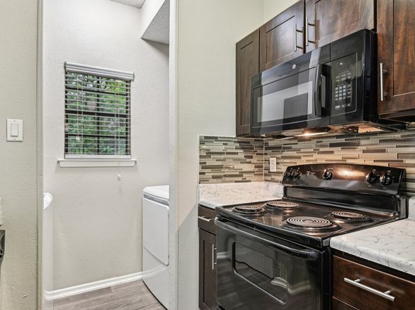 18950 Marsh Ln APT 208