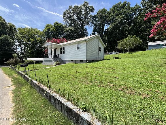 3rd image of 2301 Mitchell Rd