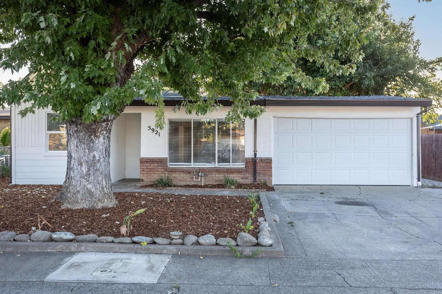 5921 Kelly Way photo 1