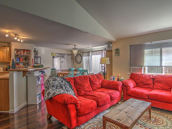 4th image of 8027 26th Ave SE