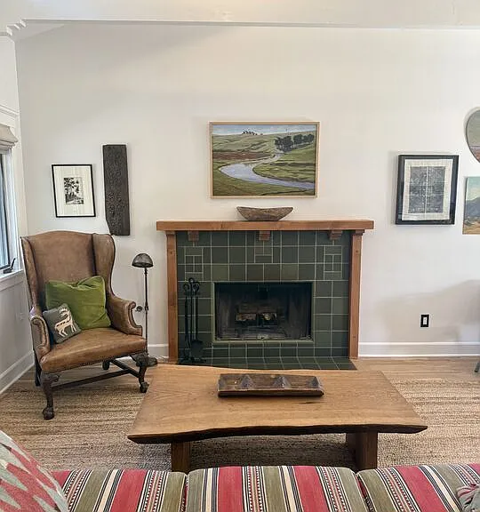 220 France Cir — Photo 1