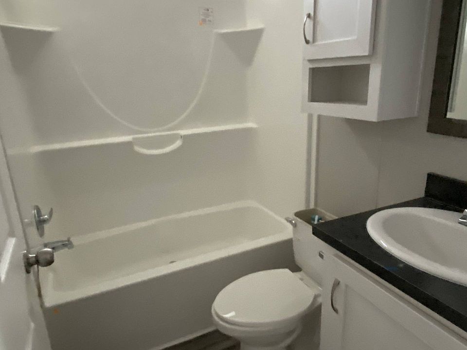 2nd image of 4925 Genesee St #226S