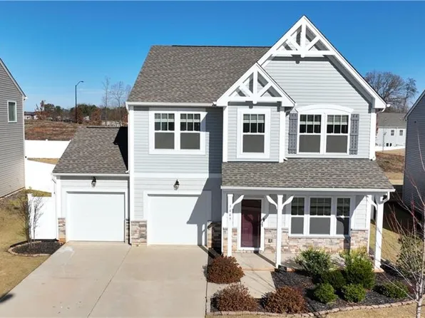 3449 Hodson Pickett Trl, High Point, NC 27260