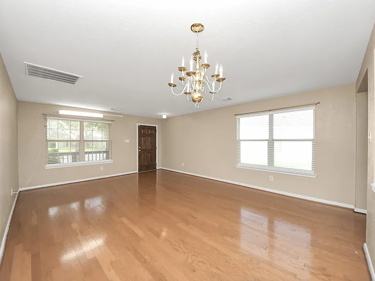 15202 Lynford Crest Dr — Photo 11