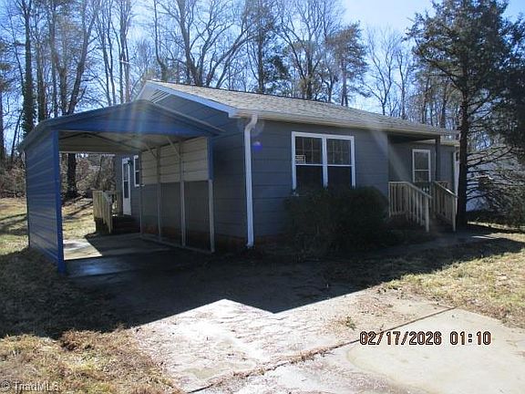 4th image of 4106 Edgeware Rd