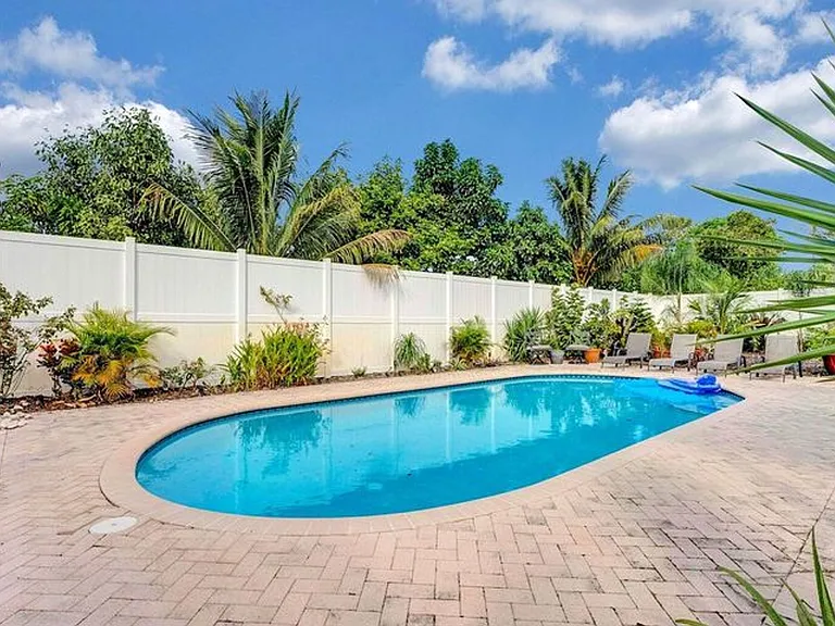 2941 Angler Dr — Photo 25