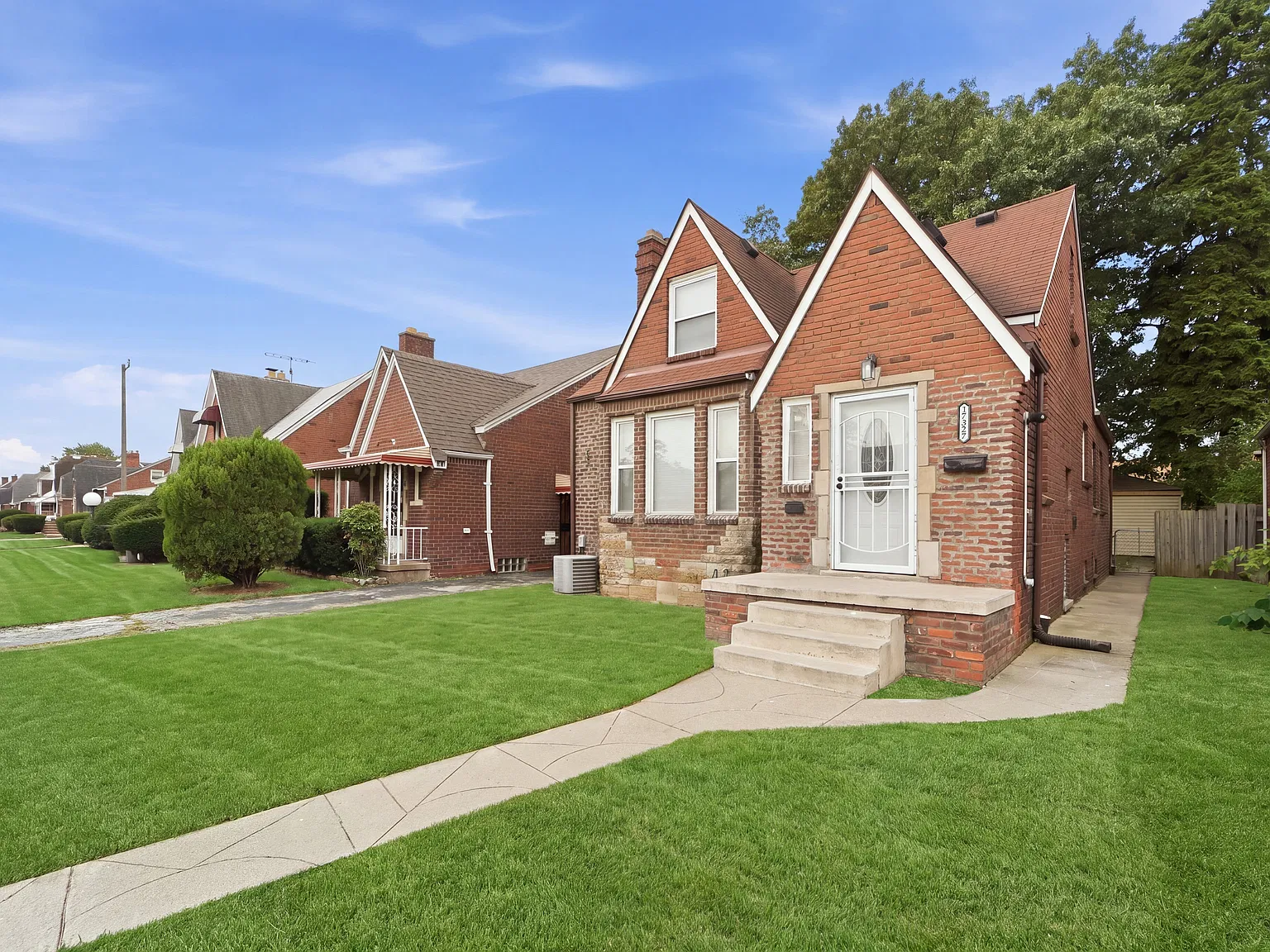 4 bed, 1666 sqft, $1,800 — Photo 4
