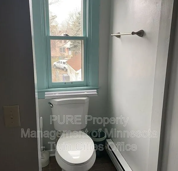 1215 Galtier St #UPPER — Photo 9