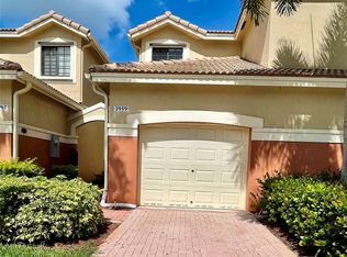 3959 Orange Tree Ln, Fort Lauderdale, FL 33332