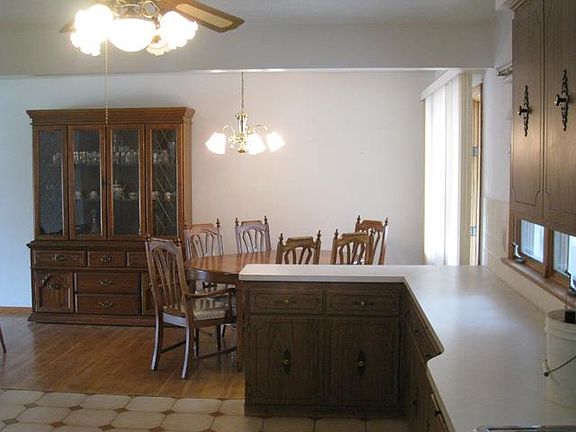 4th image of 4776 Sunny Ln
