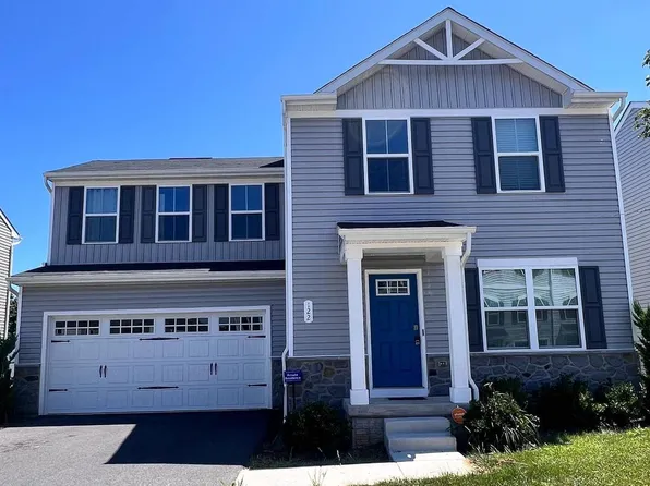 122 Butterfield Ave, Taneytown, MD 21787