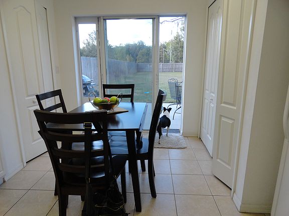 room for dinette in kitchen