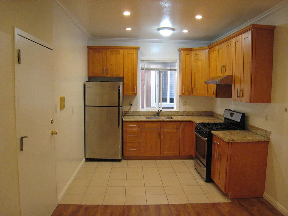 1st image of 1078 Howard St #202