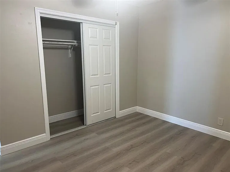 420 SE 13th Dr — Photo 11