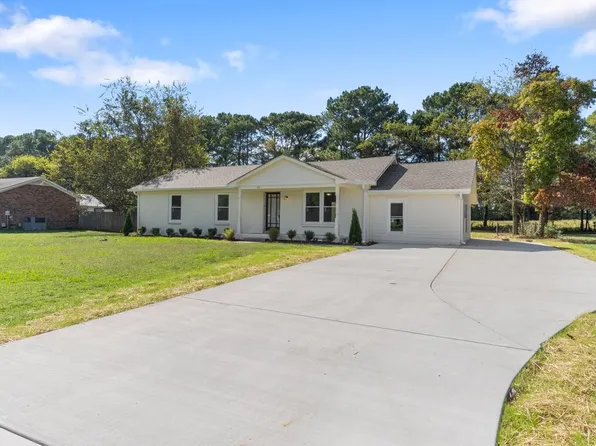 4110 White Haven Dr, Murfreesboro, TN 37129