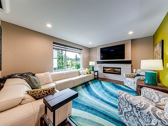 5th image of 17818 19th Avenue W #7