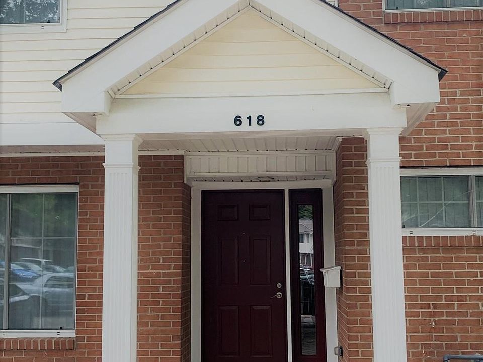 1st image of 618 Glen Falls Ct