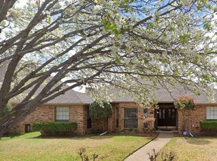 600 Stone Canyon Dr, Irving, TX 75063