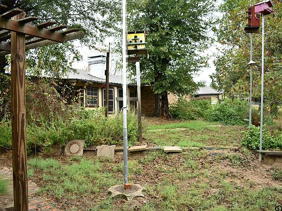 3rd image of 234 Sue Ln