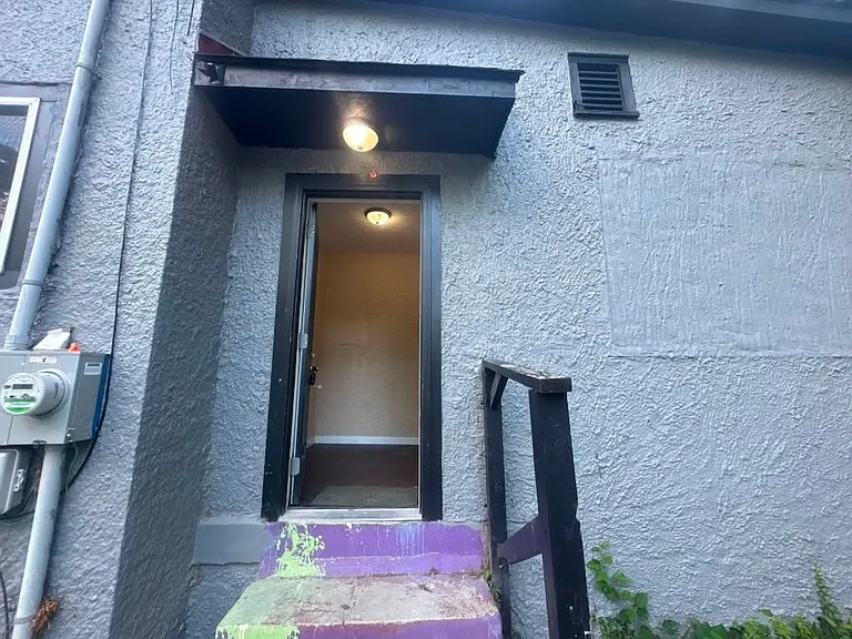 3721 N Lasalle St #1 — Photo 4