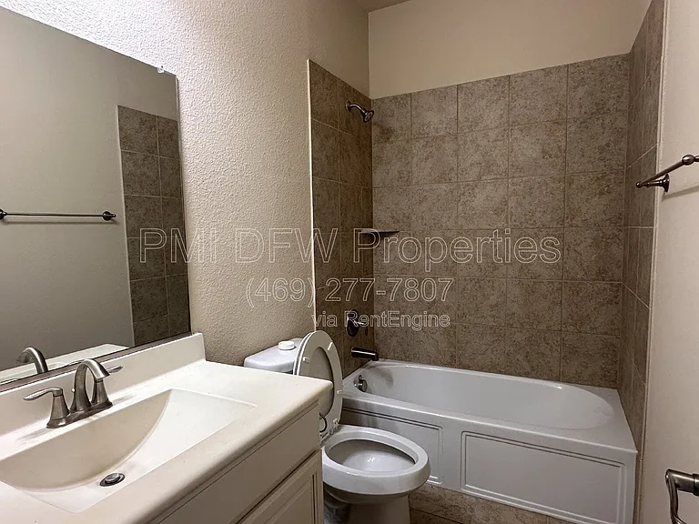 16612 Stillhouse Hollow Ct — Photo 4