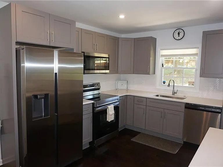 2163 Lilac Ln — Photo 8