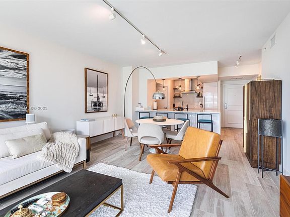 4th image of 347 N New River Dr E APT 1207
