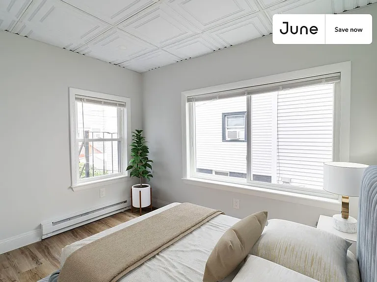 102 Cross St #A — Photo 1