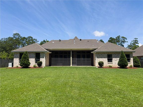 2nd image of 200 Belle Pointe Dr