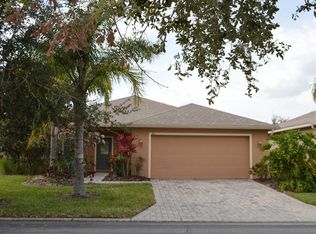 183 Knoll Wood Dr, Poinciana, FL 34759