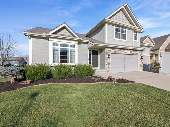 8100 NE 102nd St, Kansas City, MO 64157